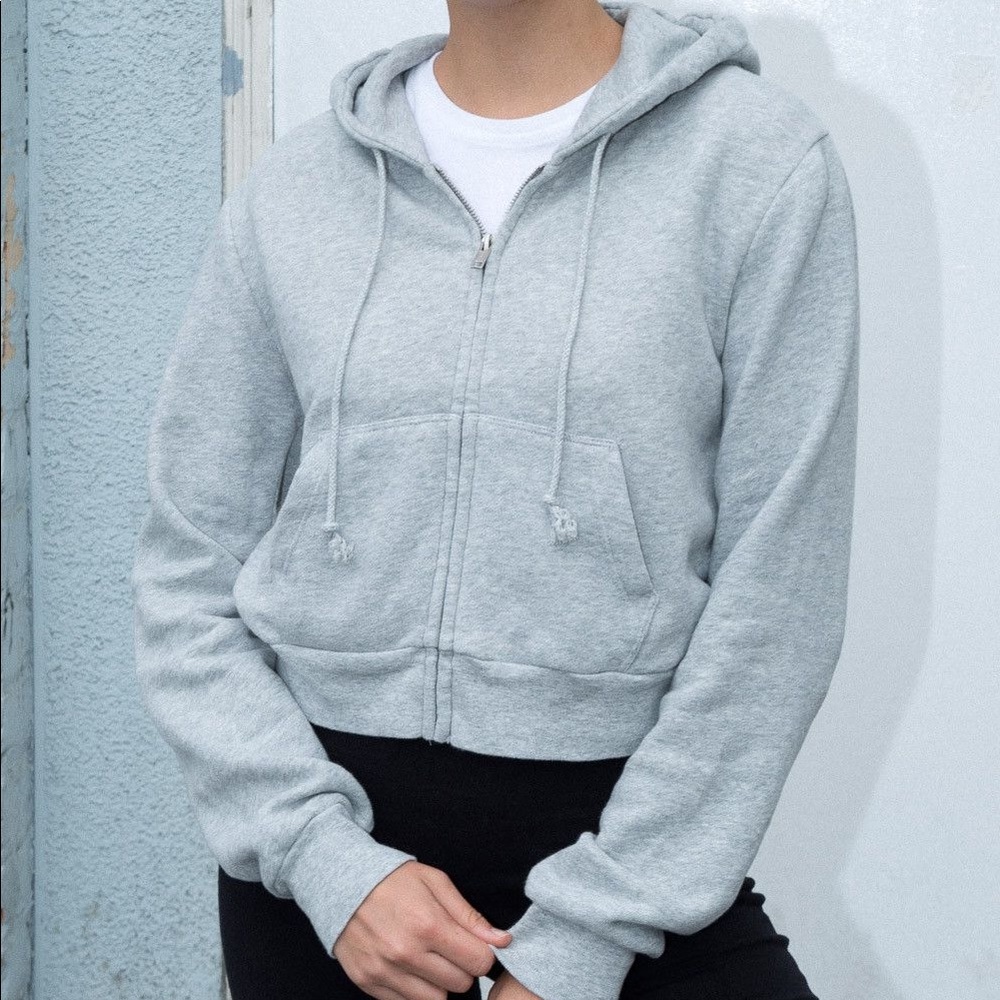 Cropped Grey Brandy Melville Sweatshirt